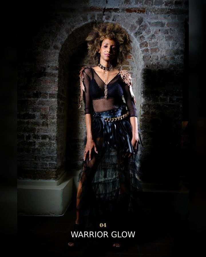 Silhouette AUREM 04, WARRIOR GLOW, bijou et transformation textile.